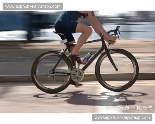 铁人三项球员:把不可能当作日常的生活美学 铁人三项球员:把不可能当作日常的生活美学