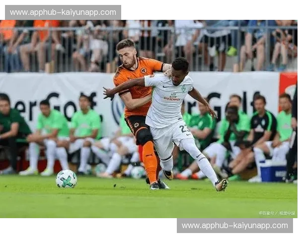 红黑圣殿的荣耀战火：AC米兰vs亚特兰大，这一夜圣西罗没有剧本